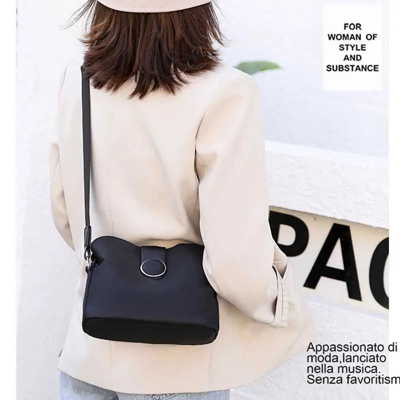 Vintage Waterproof Nylon Shoulder Bag – Simple Women’s Crossbody & Daily Travel Purse
