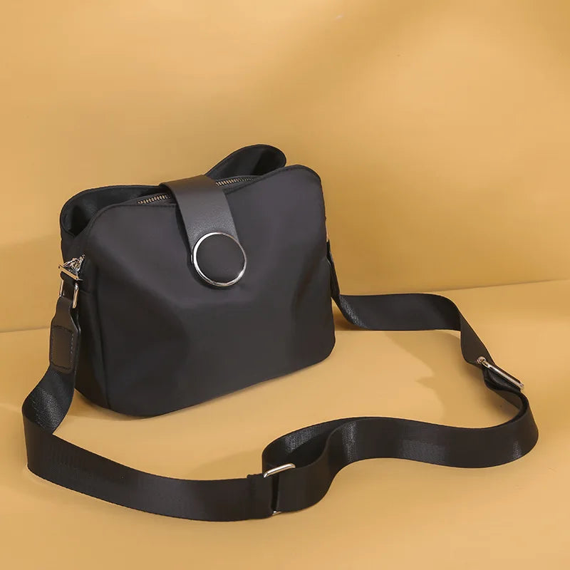 Vintage Waterproof Nylon Shoulder Bag – Simple Women’s Crossbody & Daily Travel Purse
