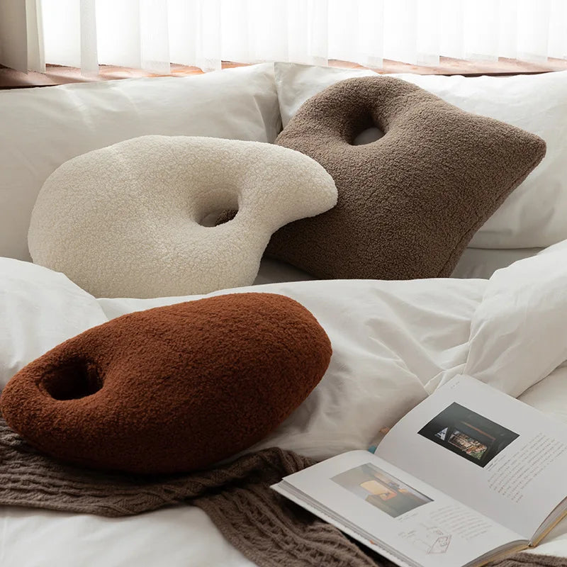 Nordic Warm Style Knot Ball Abstract Shape Pillow Sofa Cushion Stuffed Living Room Cushion Office Design Throw Pillow Round Ball