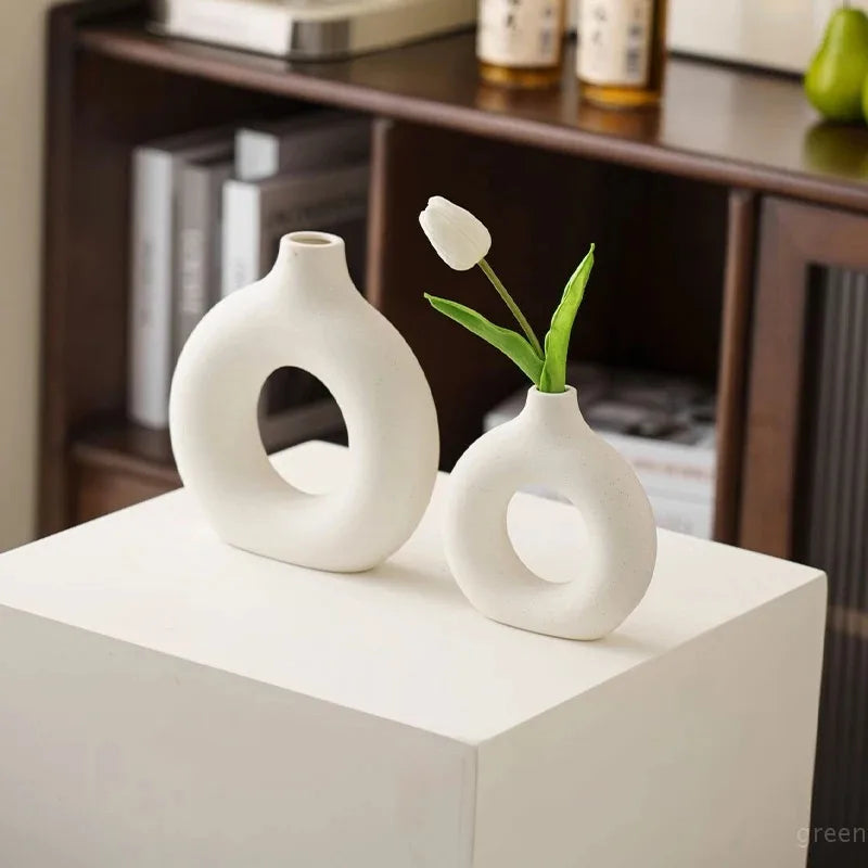 Creative Donut-Shaped Nordic Plastic Vase