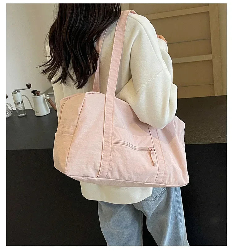 Casual Large Capaci Nylon Cloth Bag Women 2025 New Fashion Commuter Shoulder Bag Short-Distance Travel Bag Fitness Handb Women