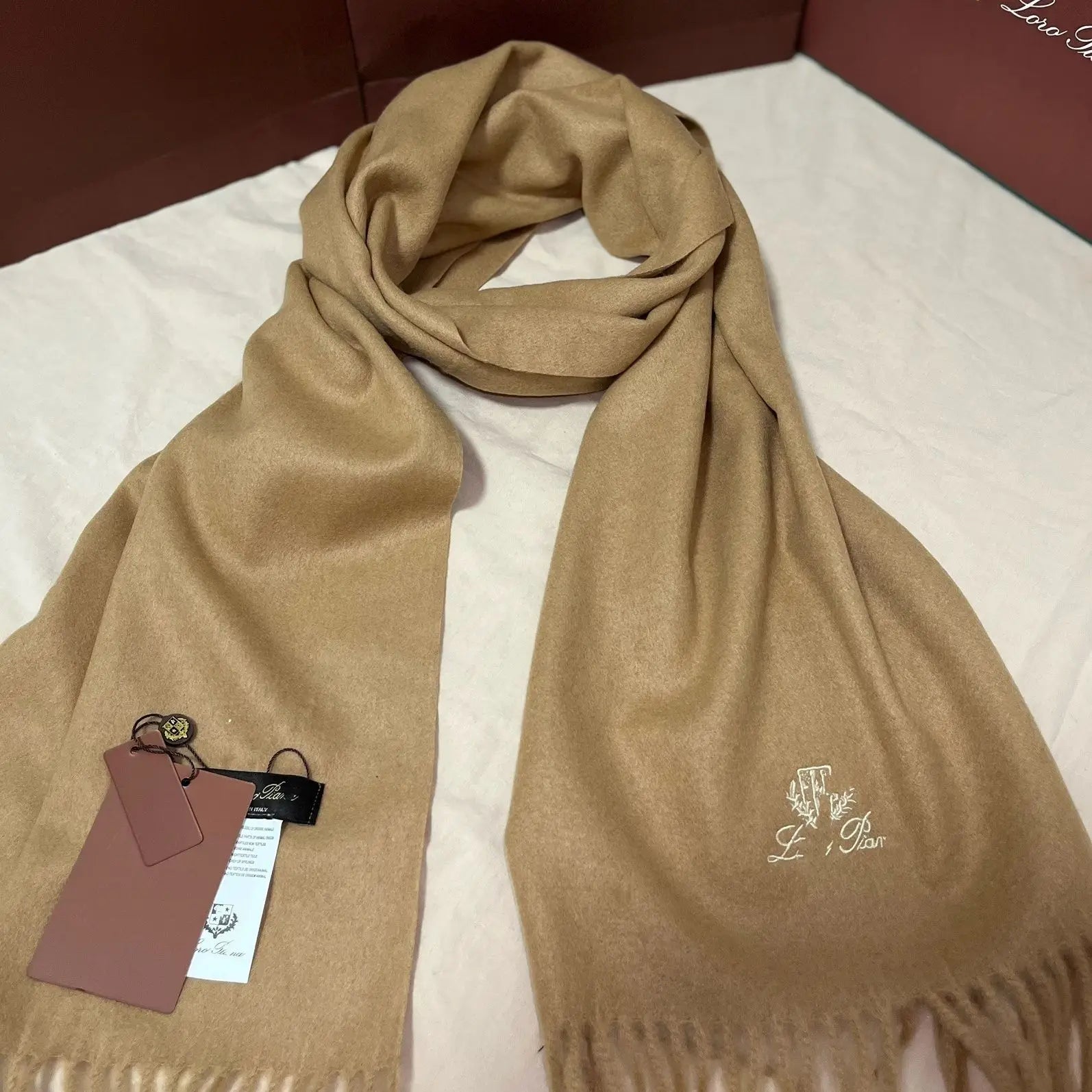 Unisex Cashmere Scarf