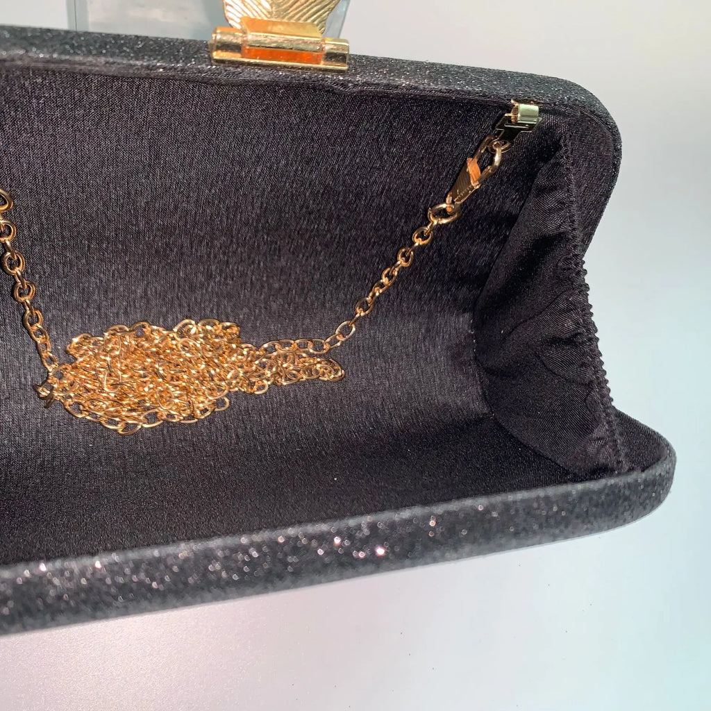Elegant Evening Clutch Bag with Chain Strap in Acrylic for Women Suitable for Banquets And Cross-Border Events Hard Shell Squ...