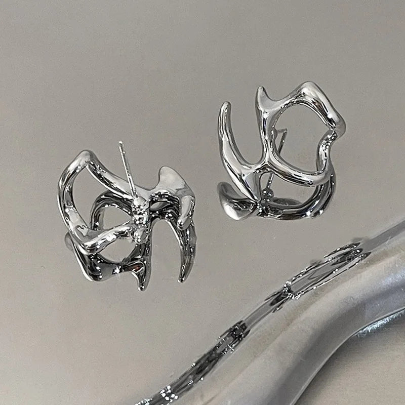 Y2K Irregular Liquid Earrings for Women – Silver Hip-Hop Punk Geometric Clip-On Earrings, Trendy Party Jewelry 2024