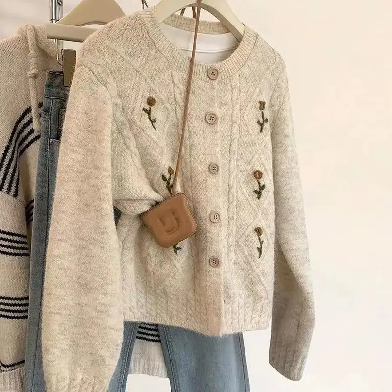 Korean Style Embroidered Knitwear Long Sleeve round Neck Women's Outerwear Spring Autumn New Style Thickened Cardigan Top
