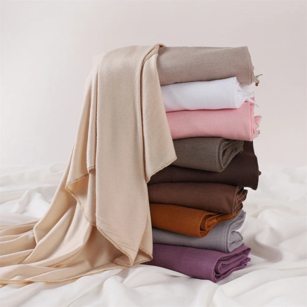 2024 New Solid Color Soft Modal Triangle Scarf Hijab Elastic Mercerized Cotton Wrap for Muslim Woman Hot Sale Headscarf