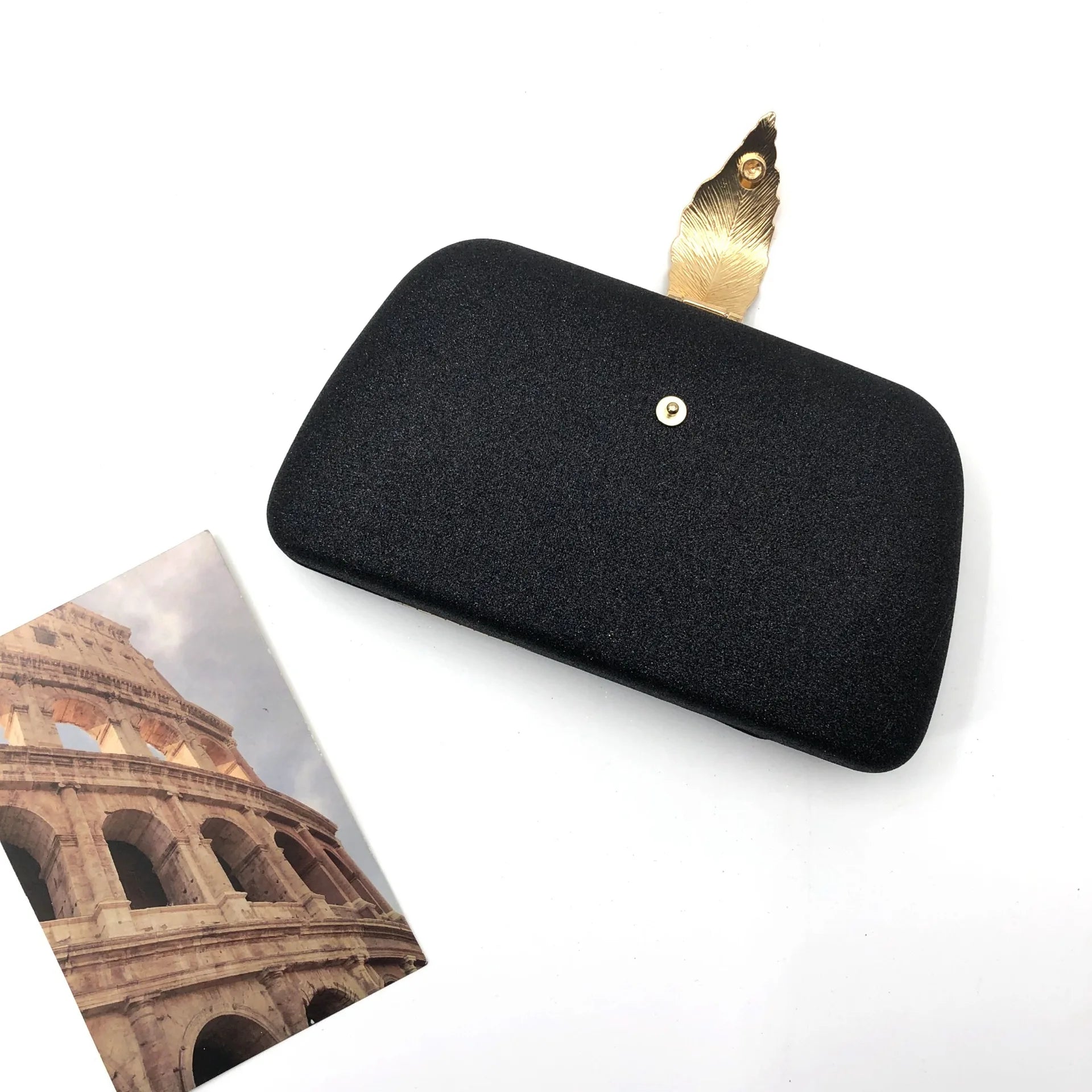 Elegant Evening Clutch Bag with Chain Strap in Acrylic for Women Suitable for Banquets And Cross-Border Events Hard Shell Squ...