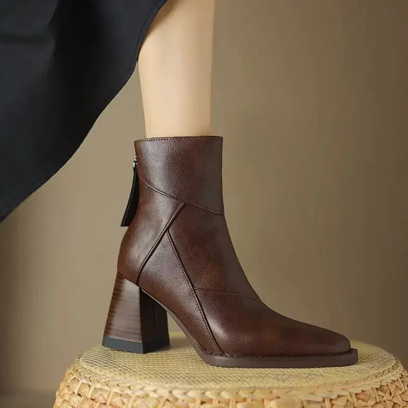 2025 New Chelsea Boots Women Shoes Chunky Ankle Goth Mid Heels Brand Winter Fashion Pointed Toe Boots Motorcycle Botas Femme