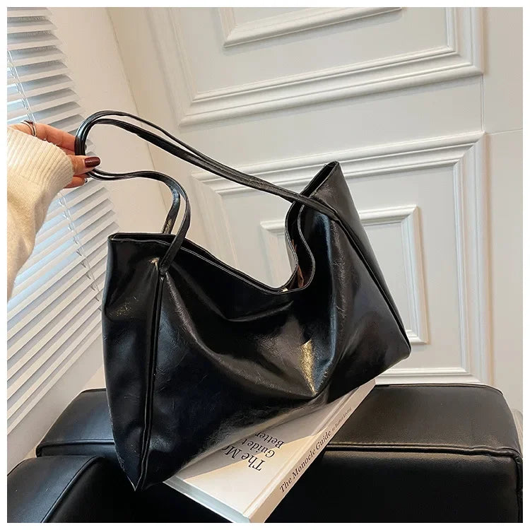 Women’s Fashion Tote Bag – Large Capacity Soft PU Leather Retro Shoulder & Crossbody Bucket Bag
