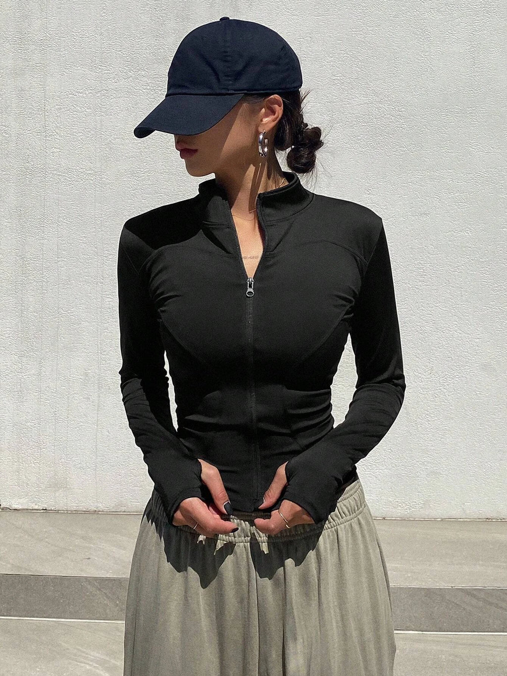 Women's Sport Zipper Closure Slim Fit Crop Jacket Solid Color Stand-up Collar Long Sleeve Yoga Clothes Spring/Autumn Streetwear
