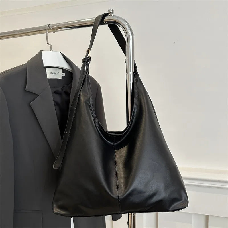 Large-Capacity Women’s Commuting Shoulder Bag – Winter 2025 Popular Solid Color, Simple & Versatile Fashion Bag