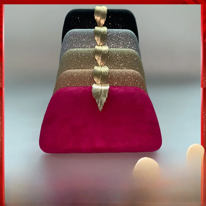 Elegant Evening Clutch Bag with Chain Strap in Acrylic for Women Suitable for Banquets And Cross-Border Events Hard Shell Squ...