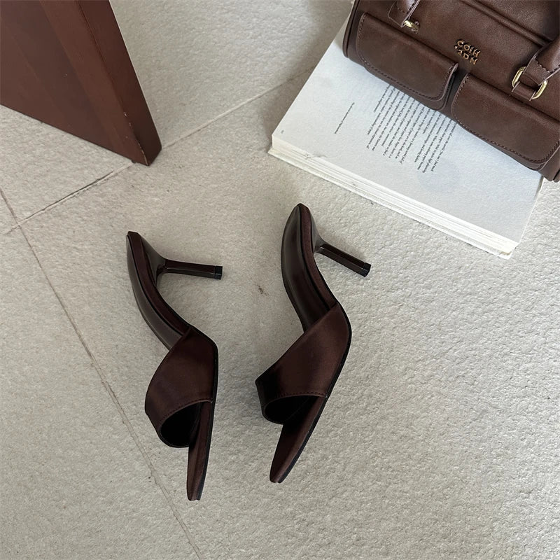 Ladies Slippers Low Heels Woman Summer Sandals Brown High Heels Designer Shoes New Arriavl Plus Size 43 Fashion Slippers Femmes