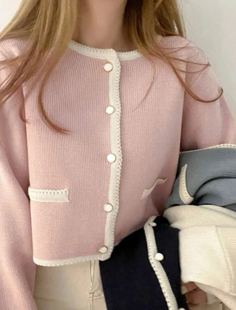Chic Contrast Color Round Neck Single Button Knit Cardigan Sweater