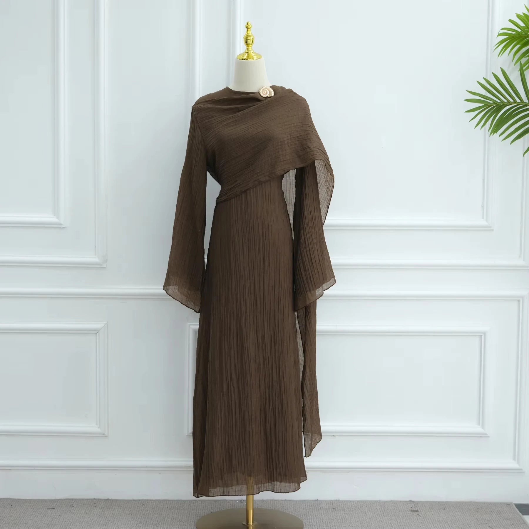 Uni Abaya 2025 Islamic Clothing Textured Maxi Crinkle Dress Closed Abaya Muslim Women Dress With Lining and Brooch