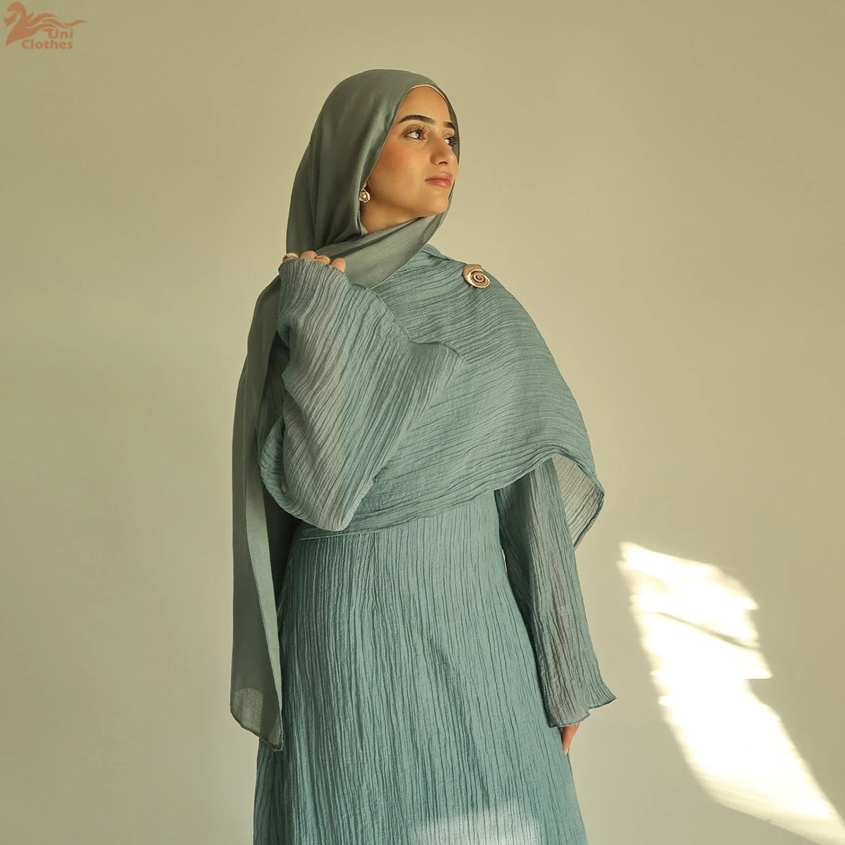 Uni Abaya 2025 Islamic Clothing Textured Maxi Crinkle Dress Closed Abaya Muslim Women Dress With Lining and Brooch