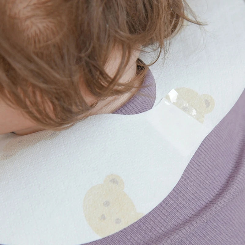 50-Pack Baby Disposable Bibs – Cartoon Bear