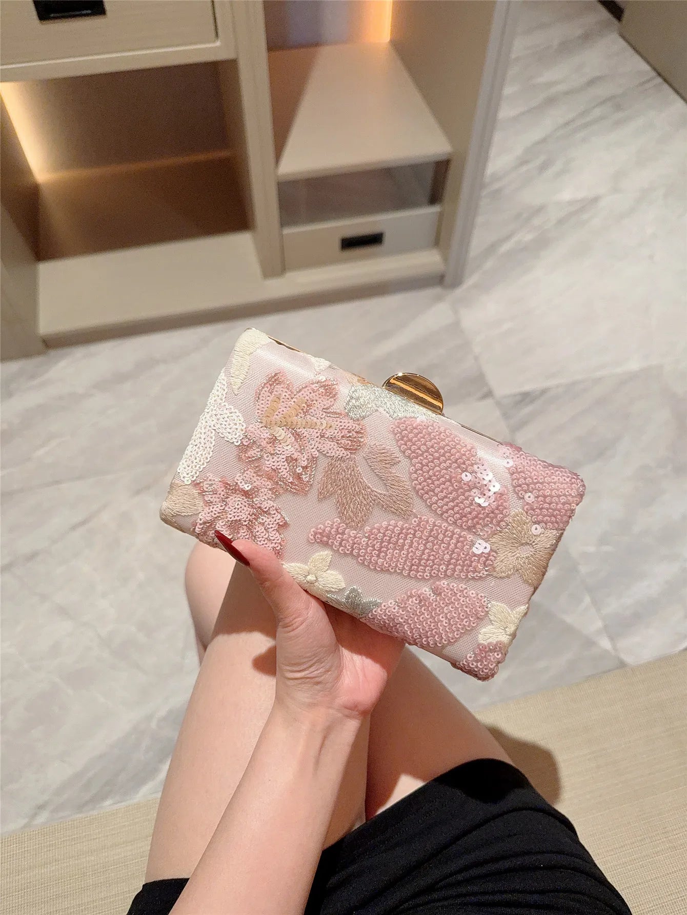 New Cross-Border Sequin Embroidery Flower Chain Clutch Bag Chain Bag Spring and Summer Fashion Trendy Women's Bag Crossbody Bag