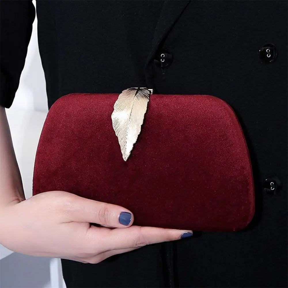 Retro Black Evening Clutch Bags Velvet Luxury Designer Formal Dinner HandBag Wedding Clutch for Ladies Women