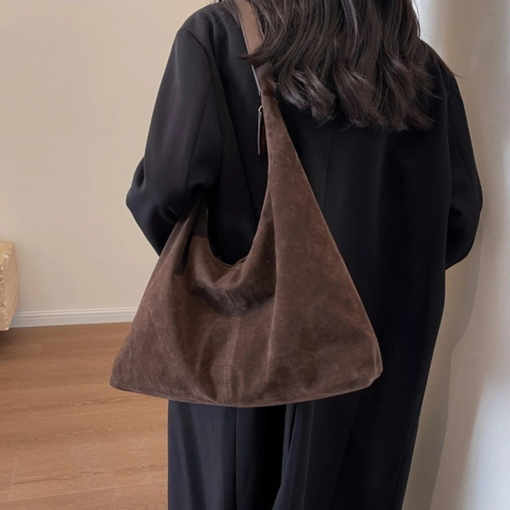 Women’s Suede Zipper Shoulder Hobo Bag – Large Capacity Slouchy Handbag for Travel & Commuting