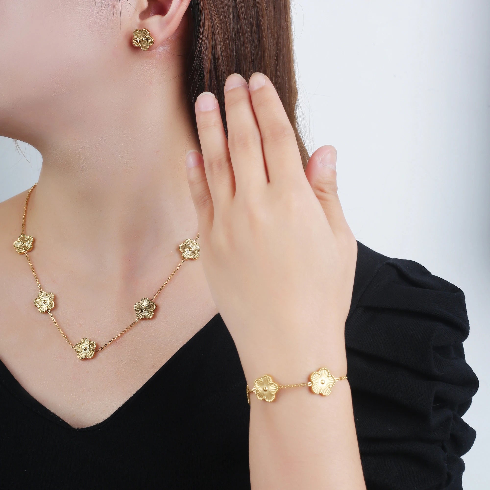 Luxury Clover Flower Bracelet