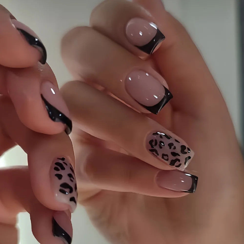 24Pcs French Tip Handmade Press On Nails Minimalist Solid Color Fake Nails Medium Square Full Cover Press On Nail Tips With Glue