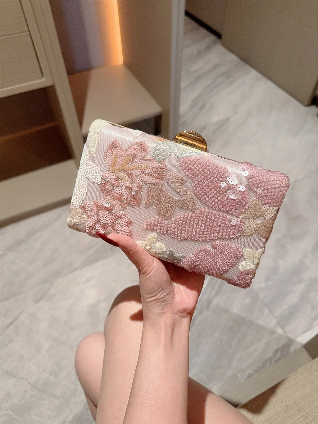 New Cross-Border Sequin Embroidery Flower Chain Clutch Bag Chain Bag Spring and Summer Fashion Trendy Women's Bag Crossbody Bag