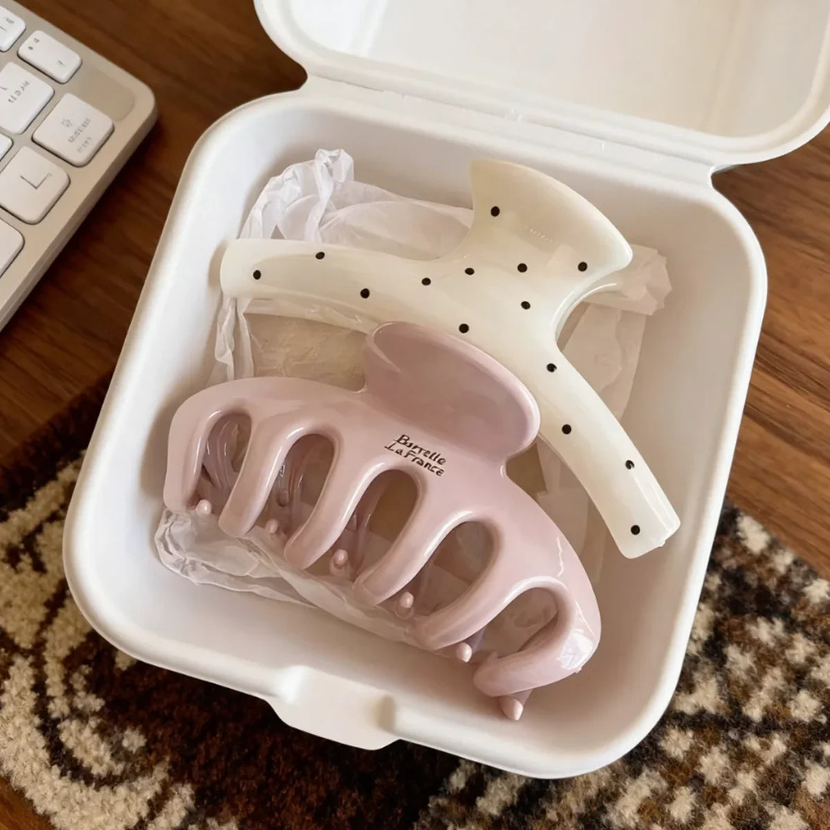 Korean Large-Sized Acrylic Shark Bone Hair Clip French Polka Dot Arc-Shaped Back-Of-The-Head Hair Claw Clip Women's Hair Accessory