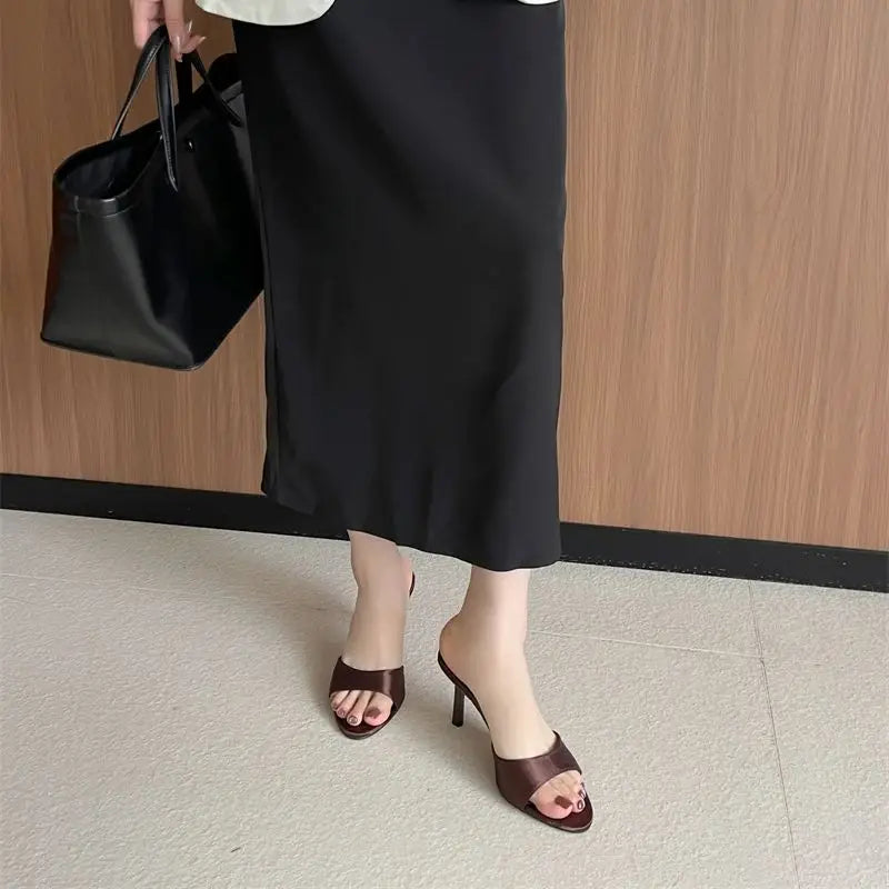Ladies Slippers Low Heels Woman Summer Sandals Brown High Heels Designer Shoes New Arriavl Plus Size 43 Fashion Slippers Femmes