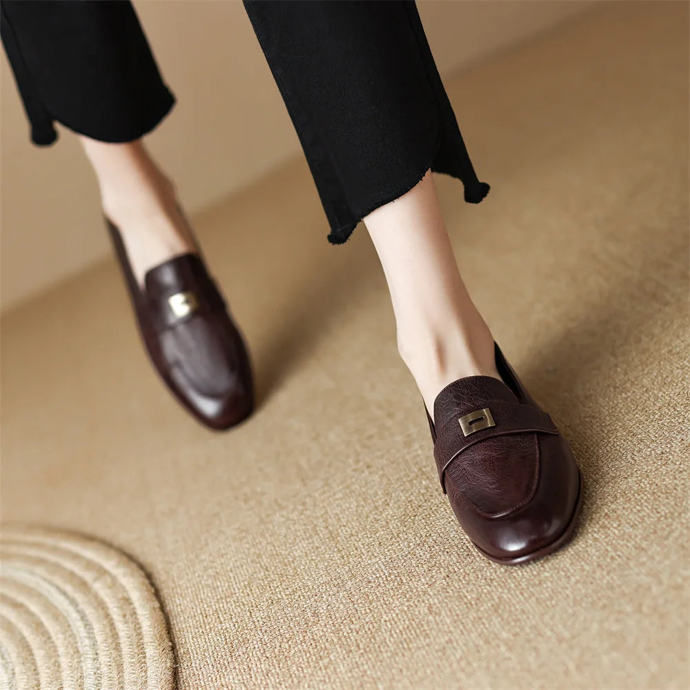 Danxuefei Women’s Leather Slip-On Loafers – Round Toe