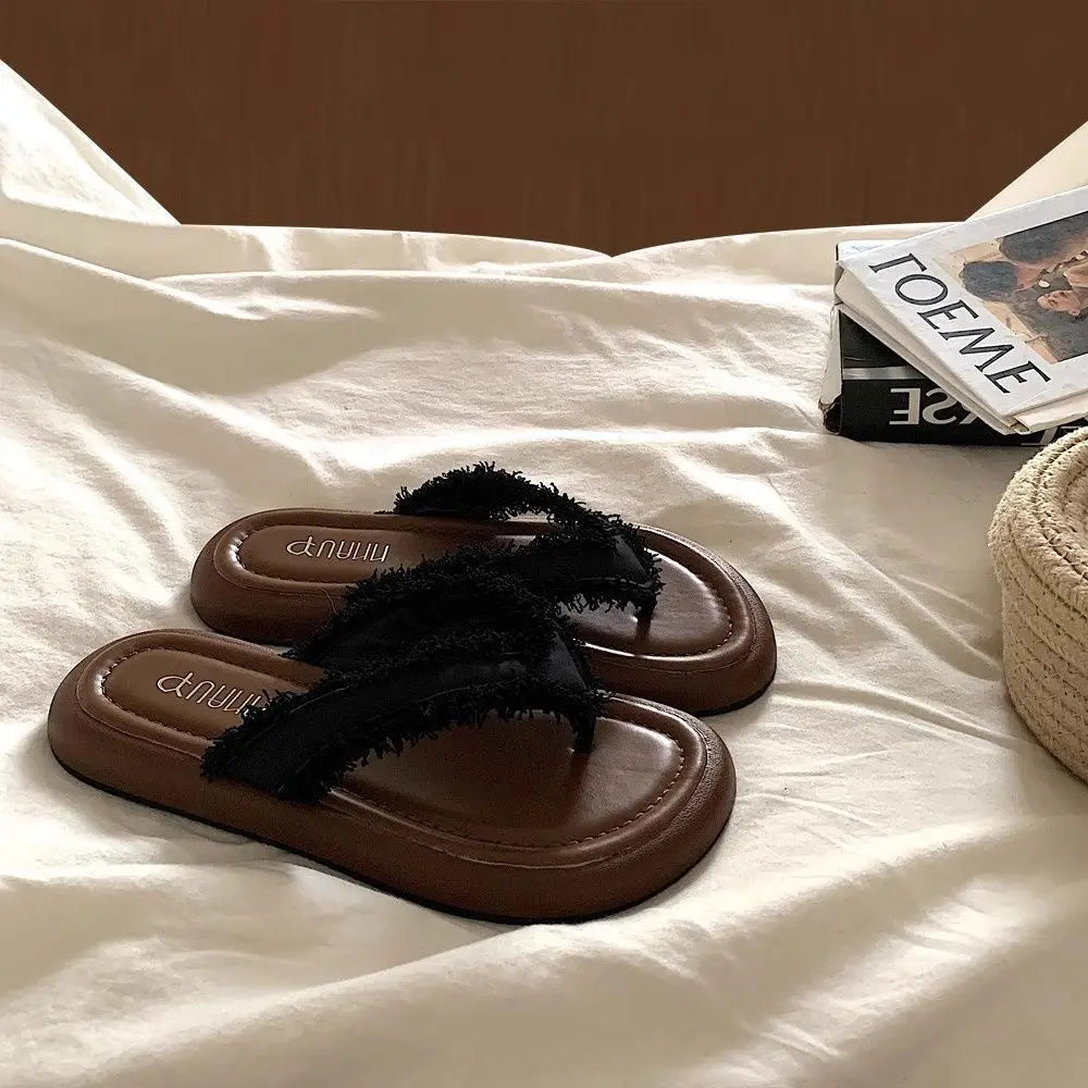 Daily Wear Fashion Slippers Women's Fringe Trim Flip Flops - Casual Flat Thong Sandals for Summer, Beach & Dress Outfits