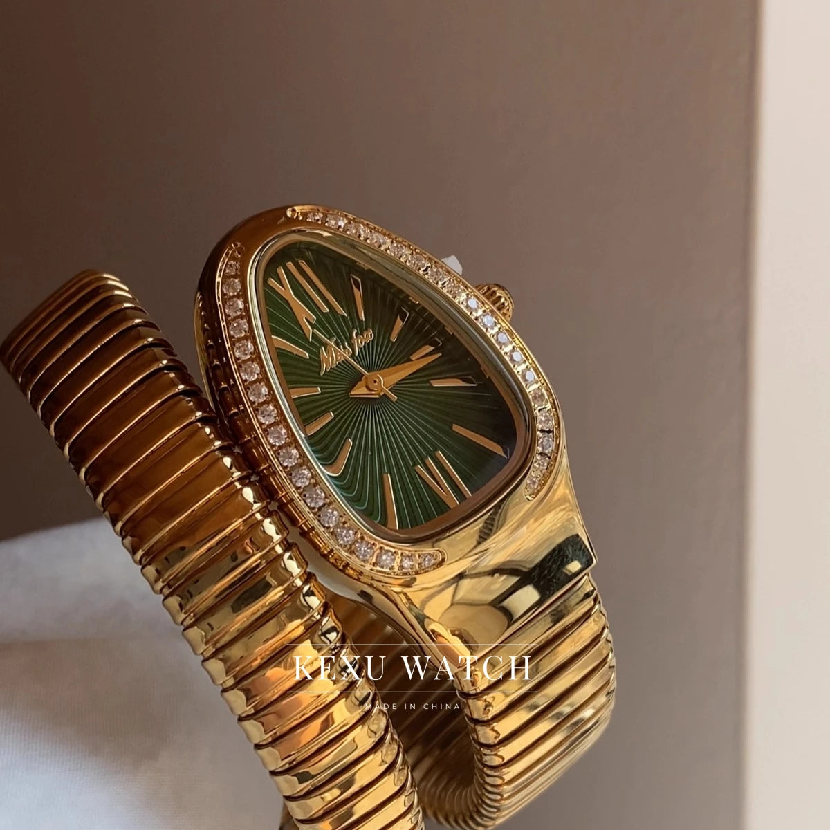 MissFox Watch Elegant Roman Numeral Green Dial Watch for Women, Dainty Snake Head Shape Quartz Wristwatch for Women