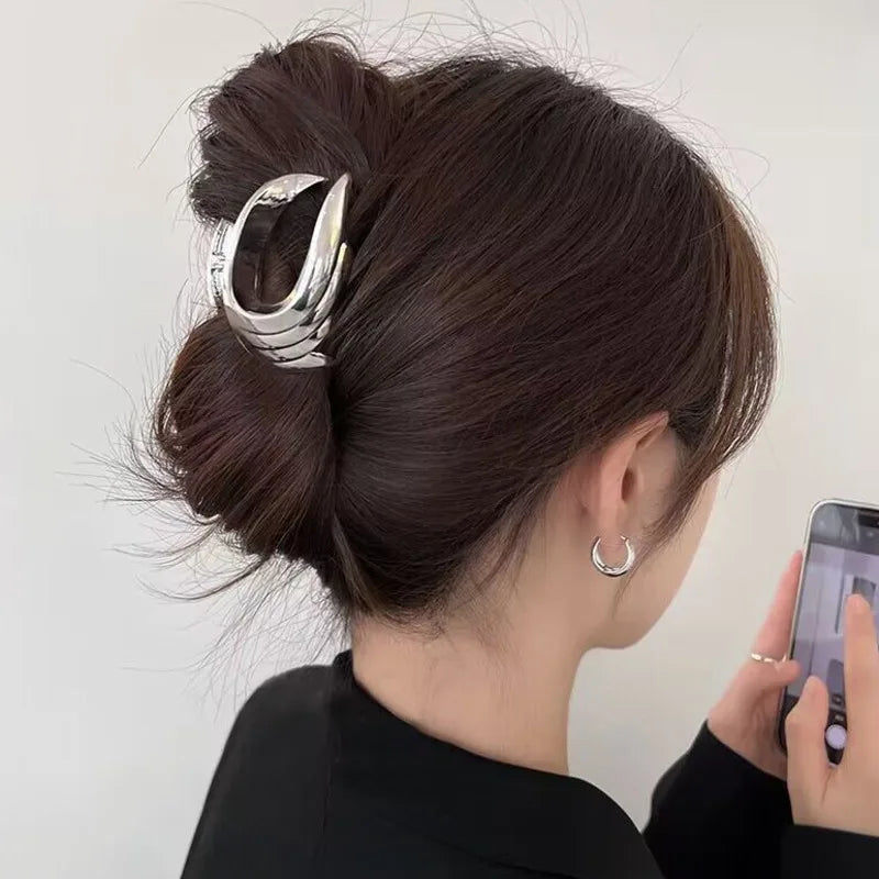 Exquisite Metal Large Claw Clip New Fashion Geometric Hair Claw Clip Barrettes Crabs Headwear For Women Girls Hair Accessories