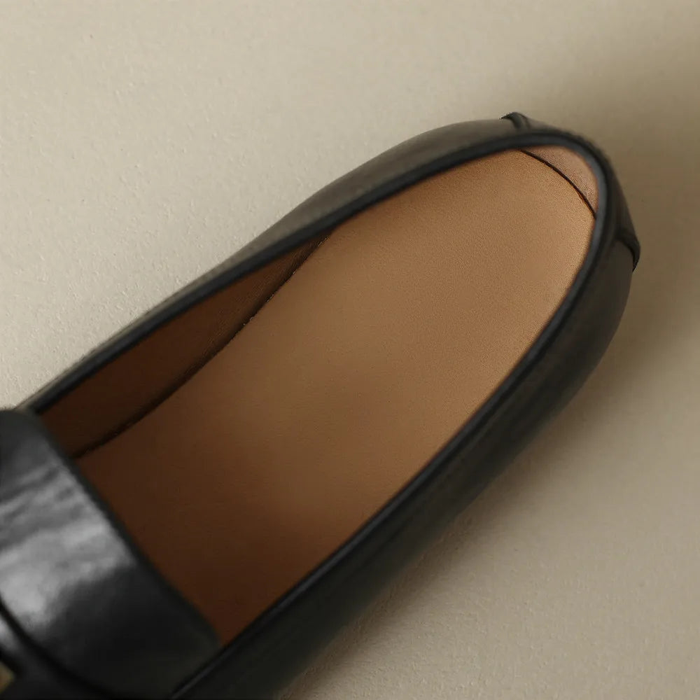 Danxuefei Women’s Leather Slip-On Loafers – Round Toe
