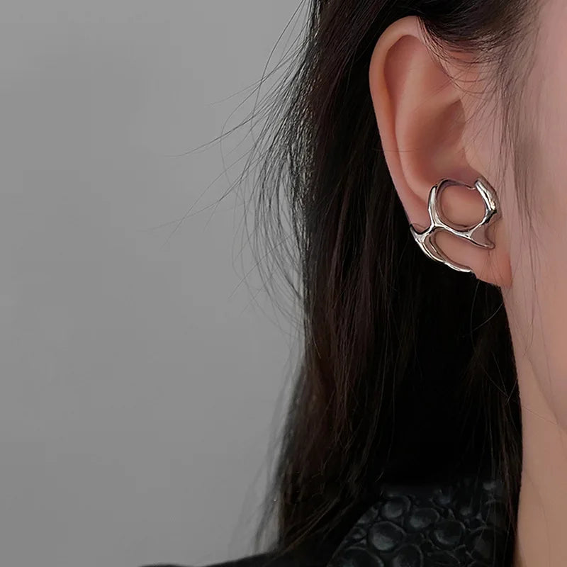 Y2K Irregular Liquid Earrings for Women – Silver Hip-Hop Punk Geometric Clip-On Earrings, Trendy Party Jewelry 2024