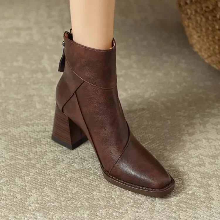 2025 New Chelsea Boots Women Shoes Chunky Ankle Goth Mid Heels Brand Winter Fashion Pointed Toe Boots Motorcycle Botas Femme