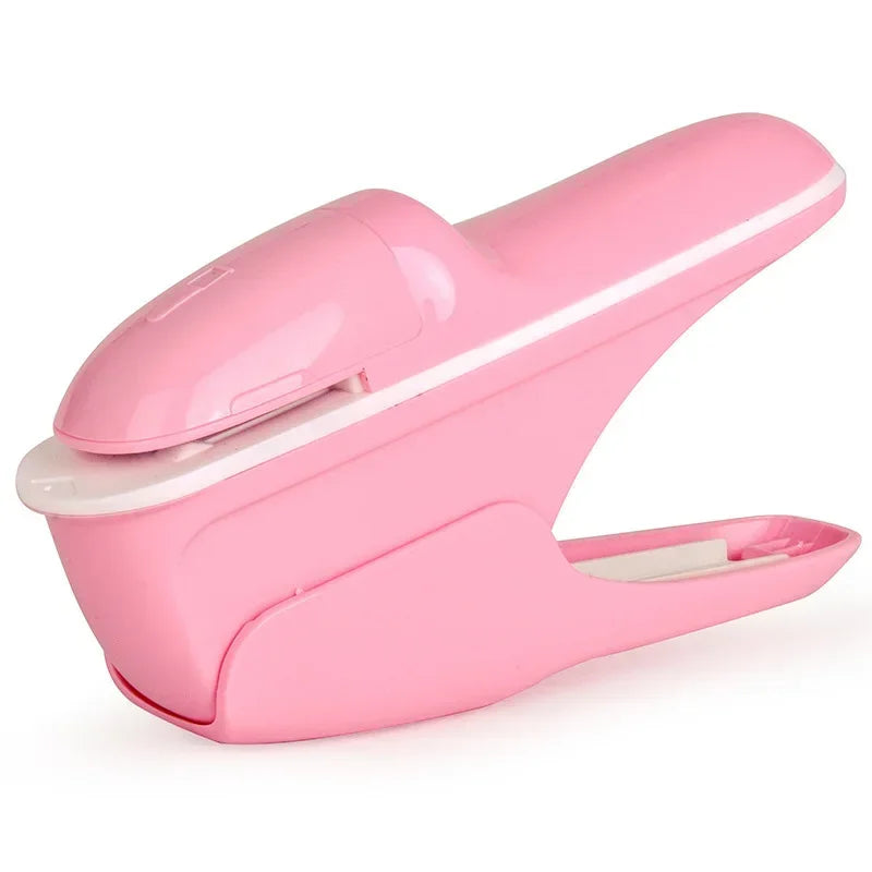 Single Hole Mini Paper Punch – Portable & Cute
