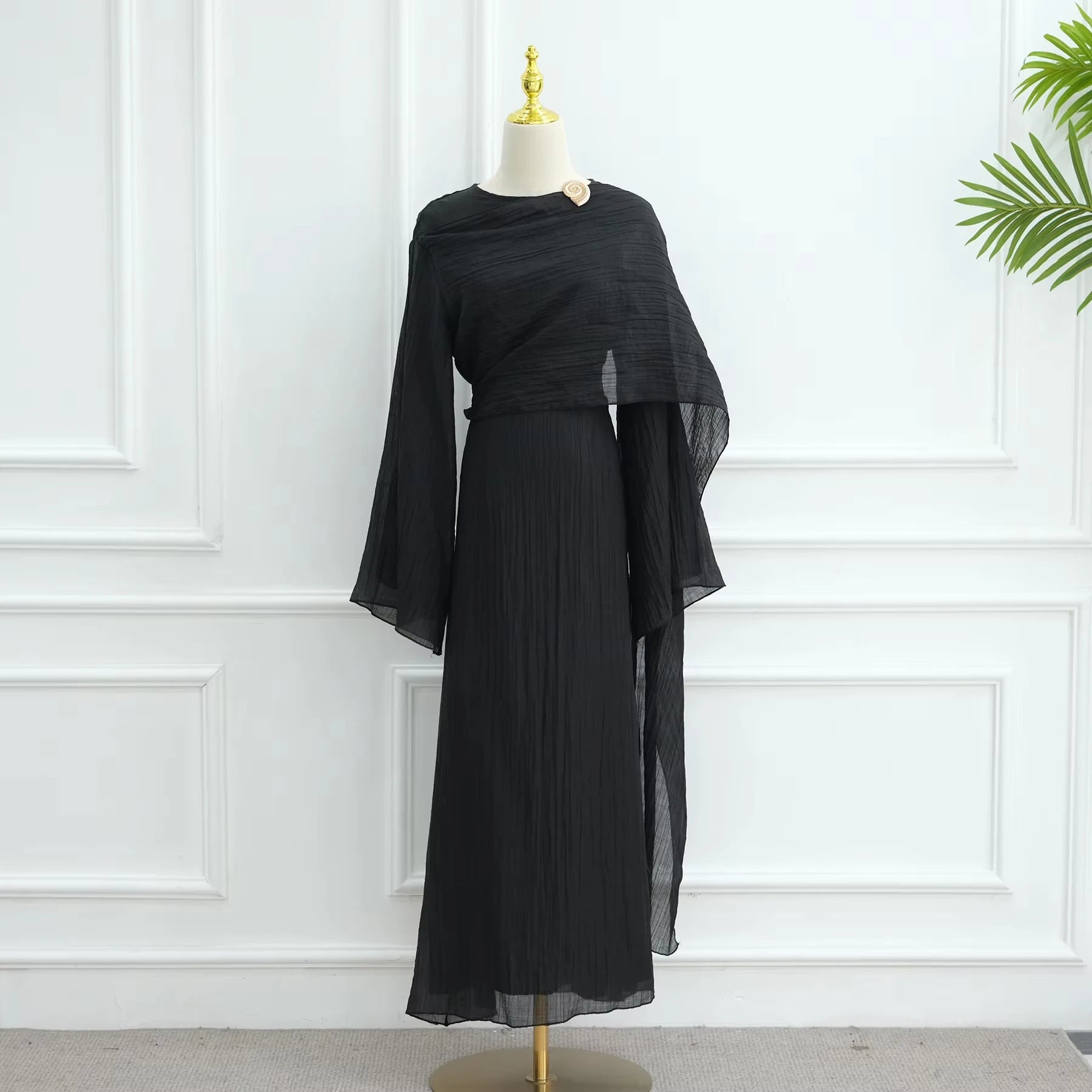 Uni Abaya 2025 Islamic Clothing Textured Maxi Crinkle Dress Closed Abaya Muslim Women Dress With Lining and Brooch