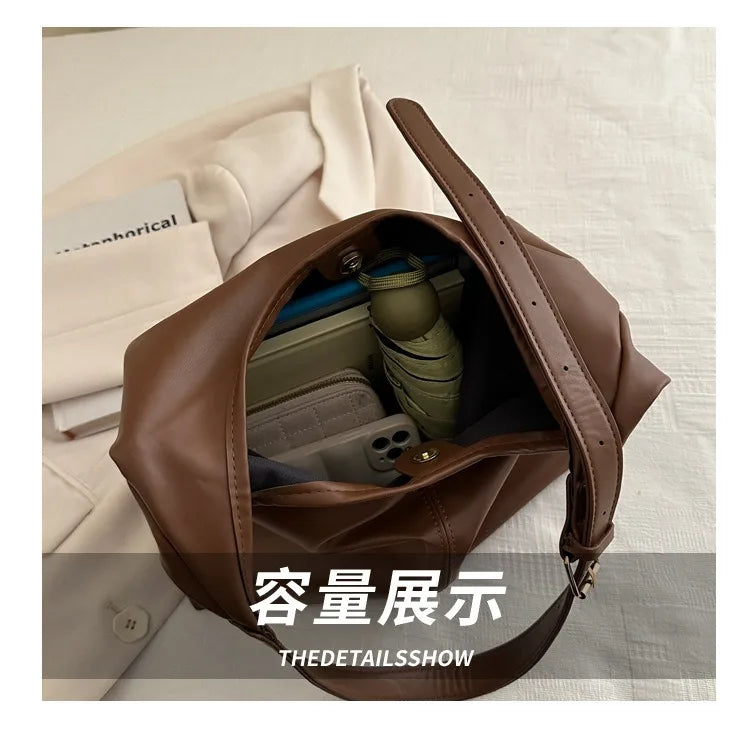 Large-Capacity Women’s Commuting Shoulder Bag – Winter 2025 Popular Solid Color, Simple & Versatile Fashion Bag