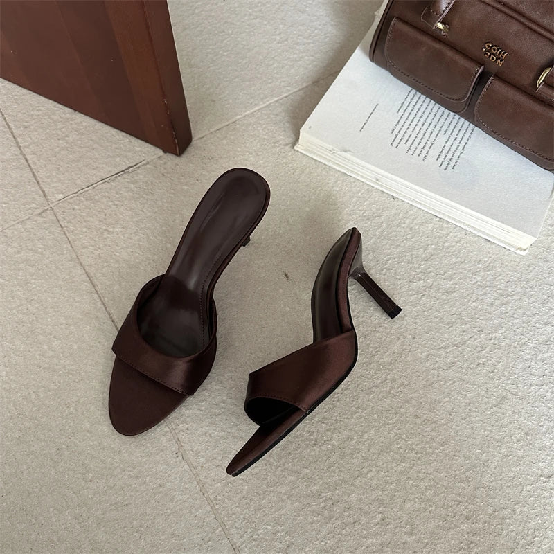 Ladies Slippers Low Heels Woman Summer Sandals Brown High Heels Designer Shoes New Arriavl Plus Size 43 Fashion Slippers Femmes