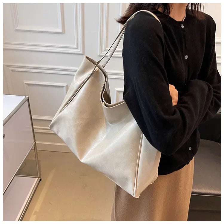 Women’s Fashion Tote Bag – Large Capacity Soft PU Leather Retro Shoulder & Crossbody Bucket Bag