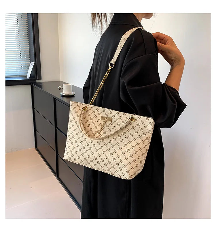 New Presbyopia Handbag Texture Soft Leather Large Capacity Tote Women Bag With Hanging Accessories Shoulder Bag