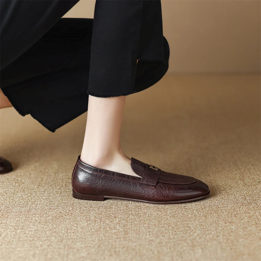 Danxuefei Women’s Leather Slip-On Loafers – Round Toe