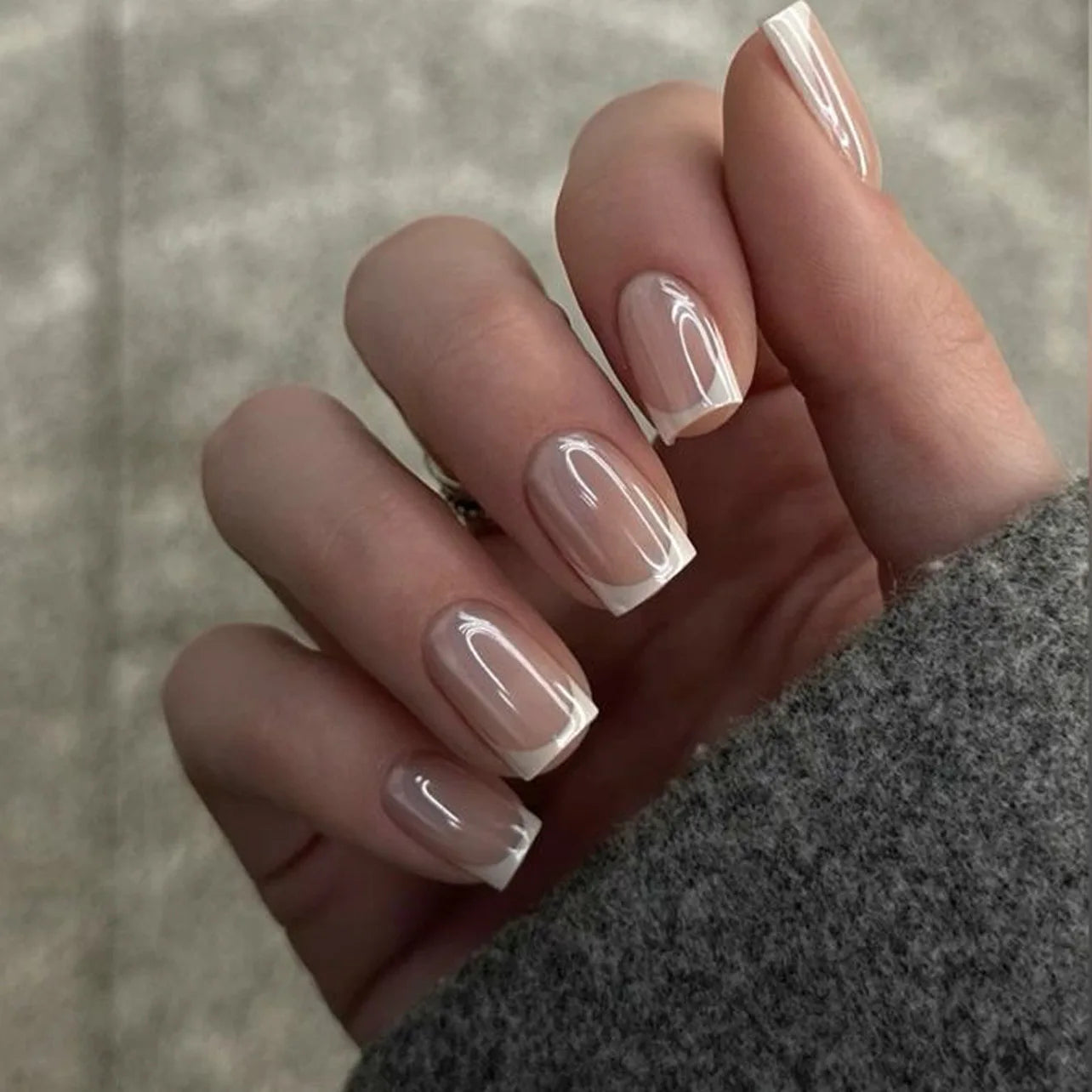 24Pcs French Tip Handmade Press On Nails Minimalist Solid Color Fake Nails Medium Square Full Cover Press On Nail Tips With Glue