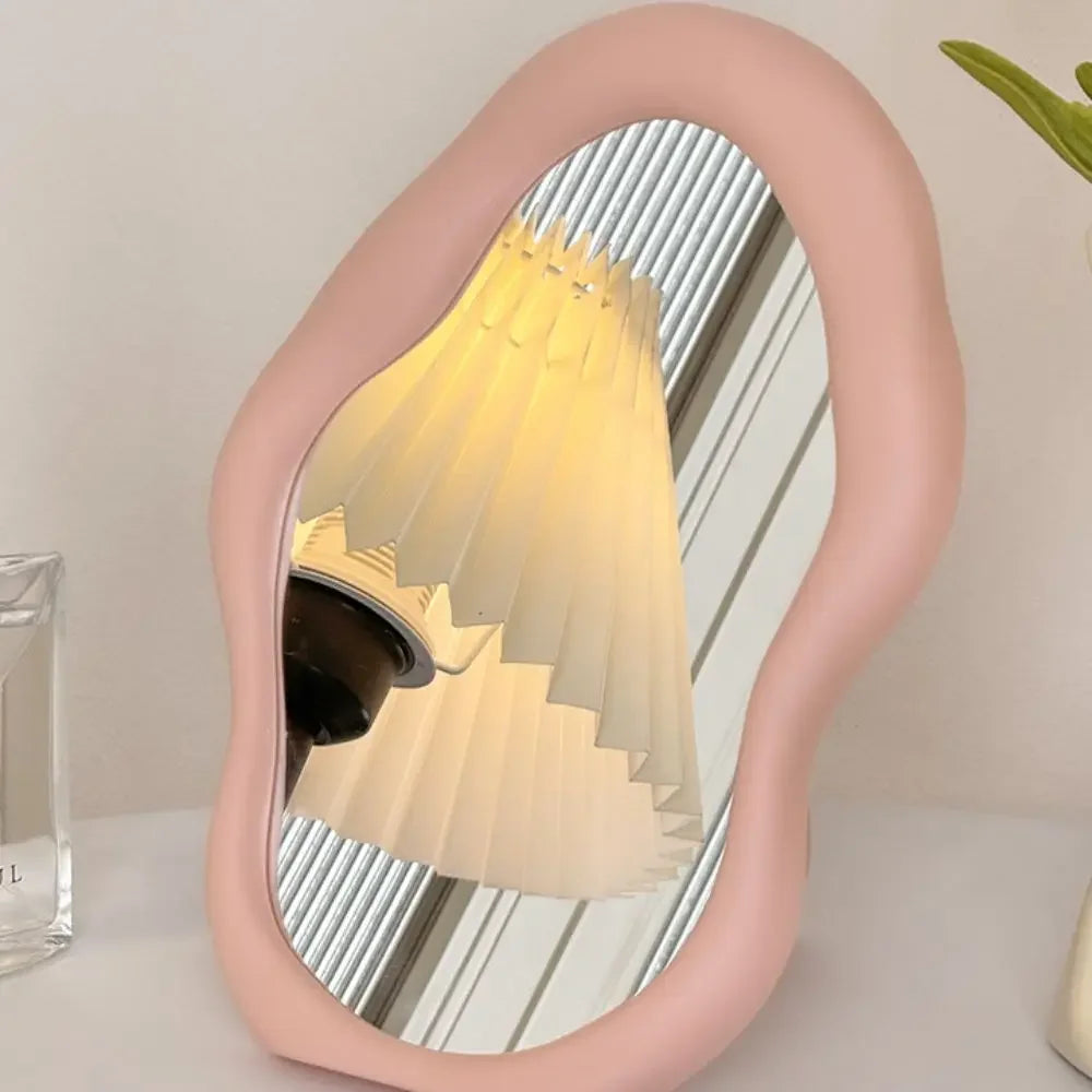 Cream Style Cloud-Shaped Makeup Mirror – 1pc