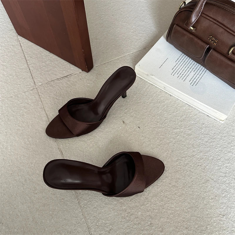 Ladies Slippers Low Heels Woman Summer Sandals Brown High Heels Designer Shoes New Arriavl Plus Size 43 Fashion Slippers Femmes