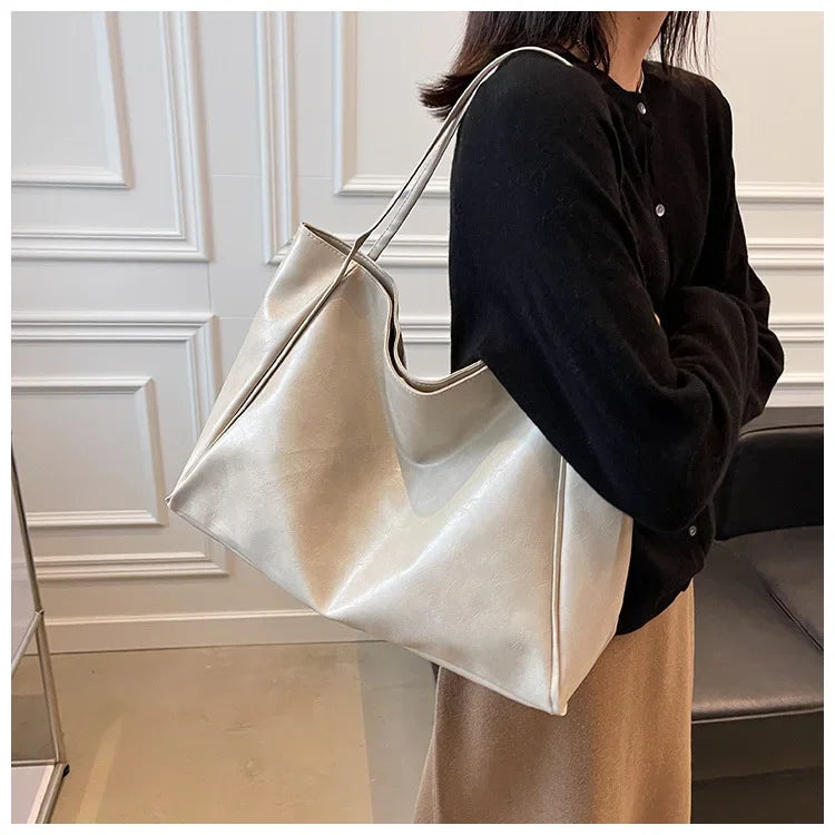 Women’s Fashion Tote Bag – Large Capacity Soft PU Leather Retro Shoulder & Crossbody Bucket Bag