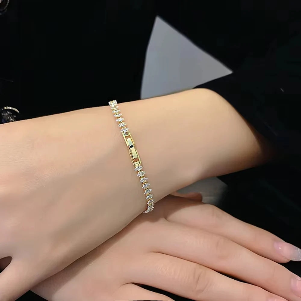 Roman Crystal Chain Bracelet