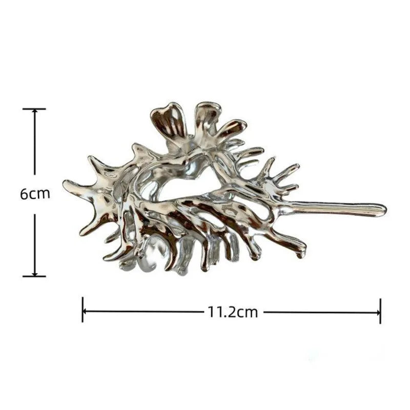 Exquisite Metal Large Claw Clip New Fashion Geometric Hair Claw Clip Barrettes Crabs Headwear For Women Girls Hair Accessories