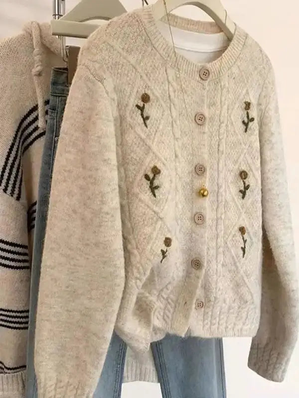 Korean Style Embroidered Knitwear Long Sleeve round Neck Women's Outerwear Spring Autumn New Style Thickened Cardigan Top